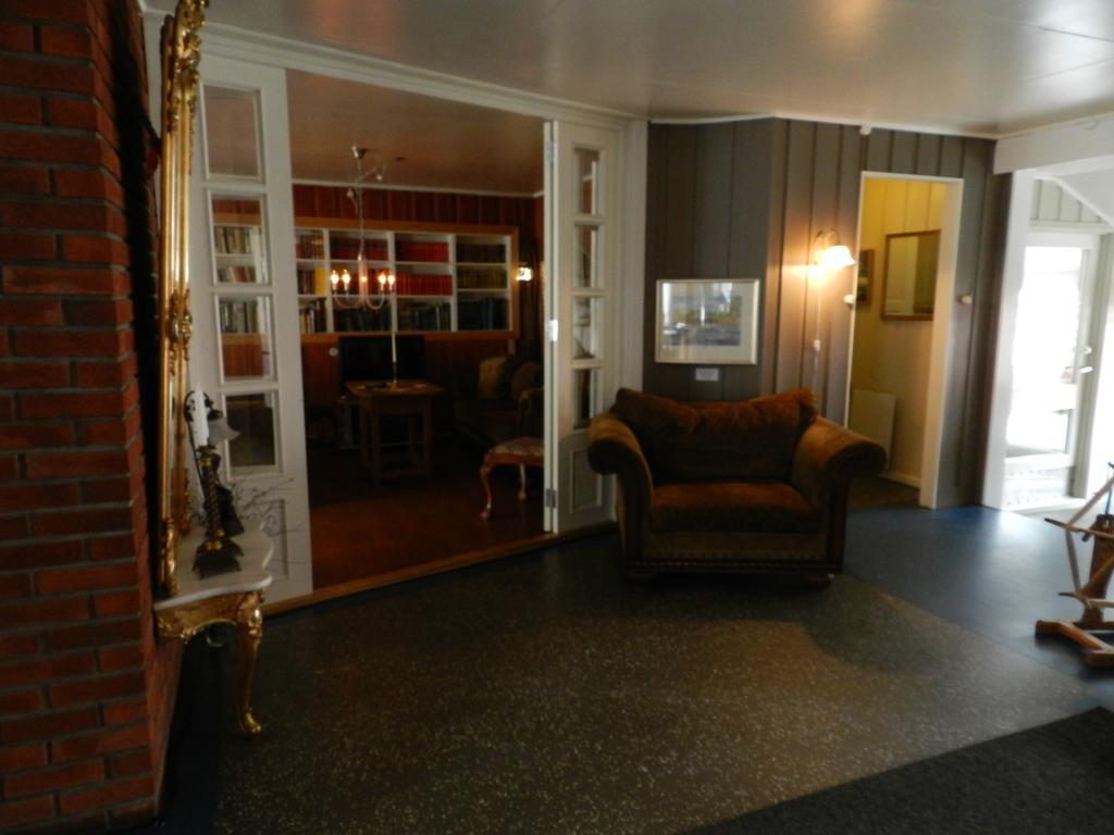 Vindfjelltunet Gjestegaard Hotel Steinsholt Esterno foto